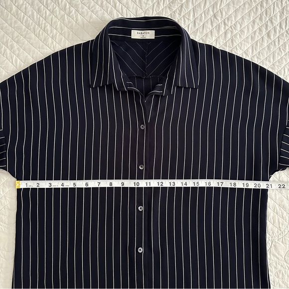 Aritzia Babaton Kearney Pinstripe Blouse Navy Women's Size Medium - Picture 5 of 13